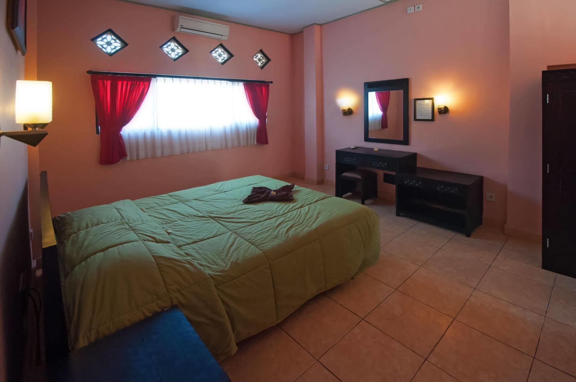 Pesona Beach Inn Kuta Lombok Extérieur photo